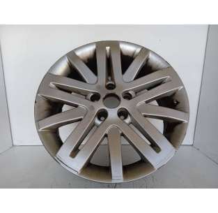 LLANTA - 821574 / 8200370422