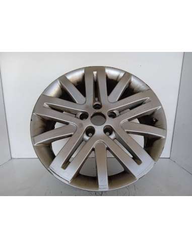 LLANTA - 821574 / 8200370422