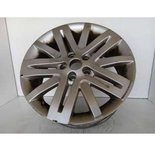 LLANTA - 821575 / 8200370422