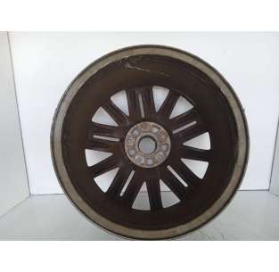 LLANTA - 821576 / 8200370422 2