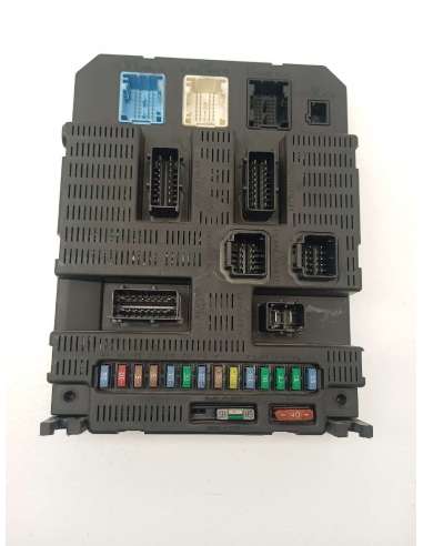 CAJA RELES / FUSIBLES - 821717 /...