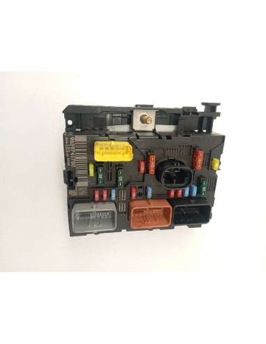 CAJA RELES / FUSIBLES - 821718 /...