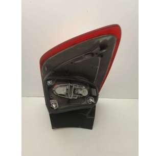 PILOTO TRASERO DERECHO FORD... 2