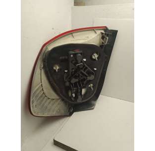 PILOTO TRASERO IZQUIERDO... 2