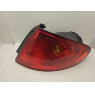 PILOTO TRASERO DERECHO SEAT...