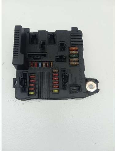 CAJA RELES / FUSIBLES - 821899 /...
