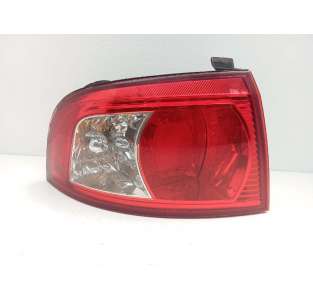 PILOTO TRASERO IZQUIERDO -...