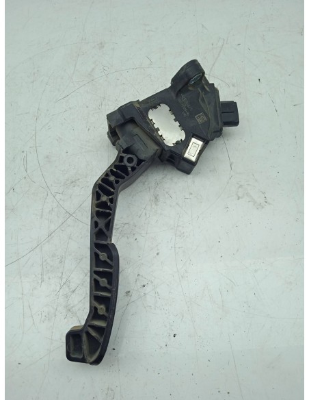 Recambio de potenciometro pedal para toyota yaris active referencia OEM IAM 781100D011  