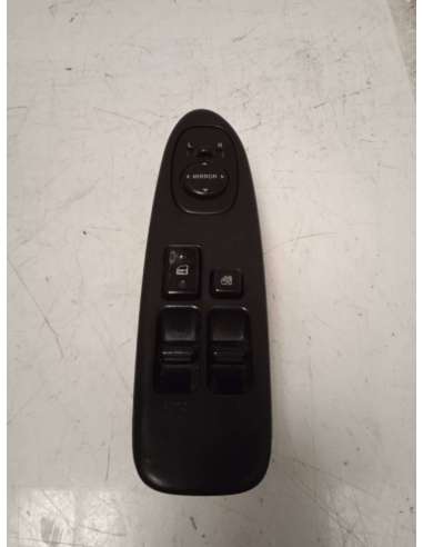 541825