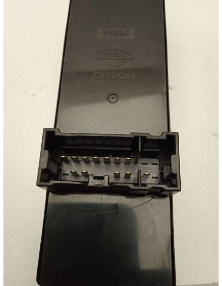 631005