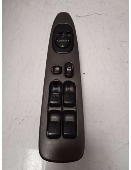 651194