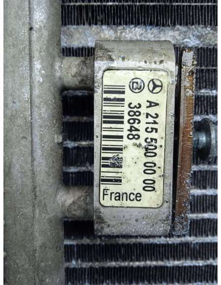 693876