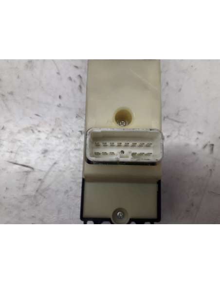 715912