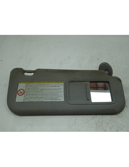 Recambio de parasol derecho para toyota yaris active referencia OEM IAM   