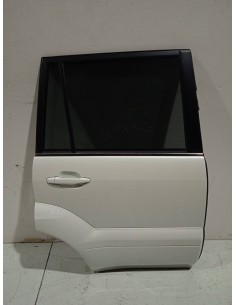 Recambio de puerta trasera derecha para lexus gx470 4.7 referencia OEM IAM 6700360370 COLOR BLANCO 