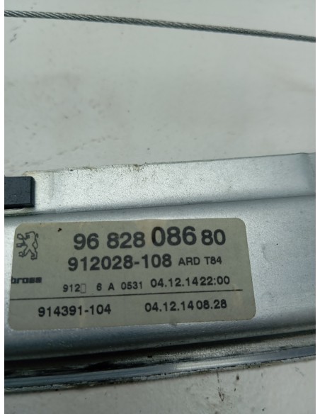 Recambio de elevalunas trasero derecho para peugeot 3008 referencia OEM IAM 9682808680  
