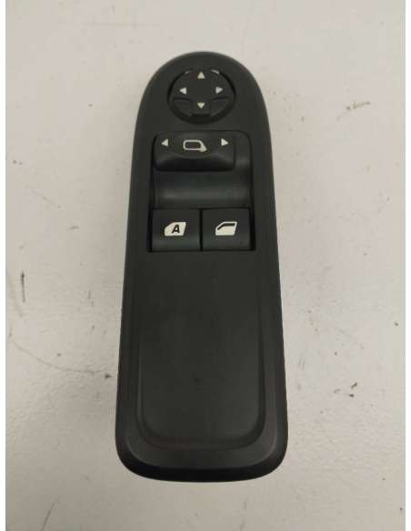 782990