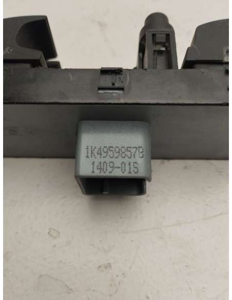 788930
