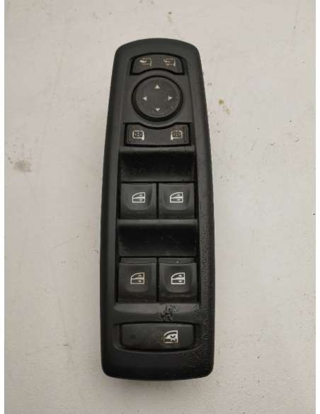 792906