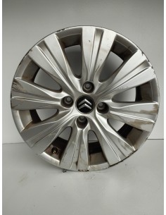 Recambio de llanta para citroën c3 picasso sx referencia OEM IAM 9681810880  