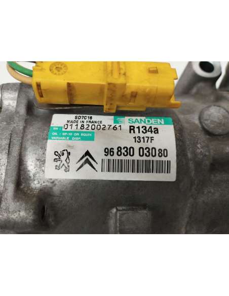 821130