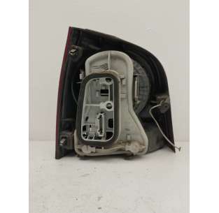 PILOTO TRASERO DERECHO... 2