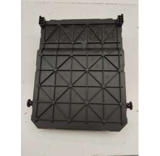 CAJA RELES / FUSIBLES... 2