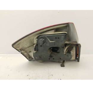 PILOTO TRASERO DERECHO AUDI... 2