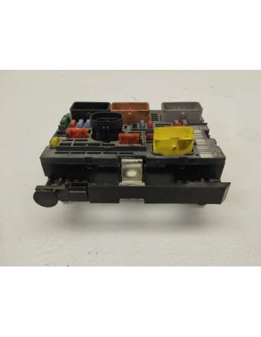 CAJA RELES / FUSIBLES - 823023 /...