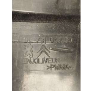 PILOTO TRASERO DERECHO... 2