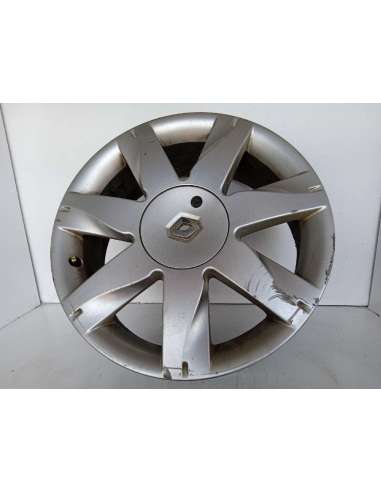 LLANTA - 821538 / 8200412198
