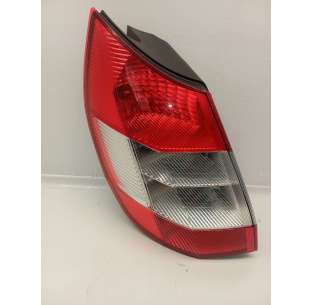 PILOTO TRASERO IZQUIERDO -...