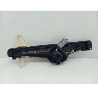 ELEVALUNAS TRASERO DERECHO...