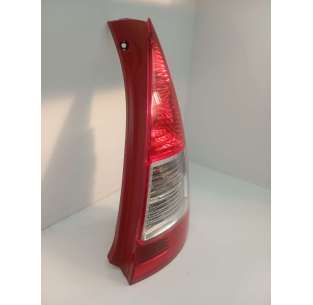 PILOTO TRASERO DERECHO... 2