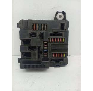 CAJA RELES / FUSIBLES... 2