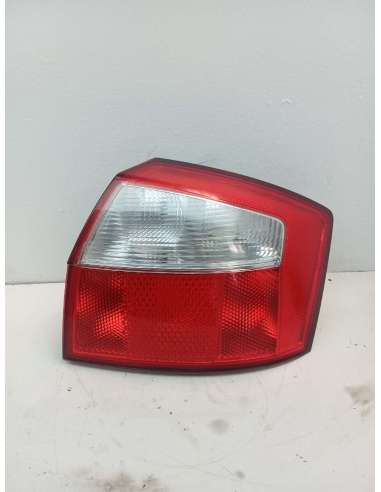 PILOTO TRASERO DERECHO - 824159 /...