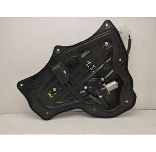 ELEVALUNAS TRASERO...