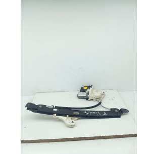 ELEVALUNAS TRASERO DERECHO...