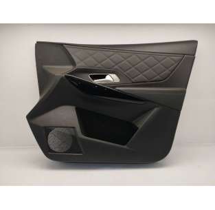 GUARNECIDO PUERTA DELANTERA...