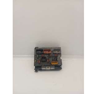 CAJA RELES / FUSIBLES...