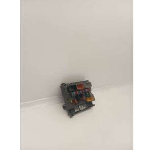 CAJA RELES / FUSIBLES... 2