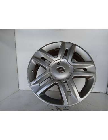 LLANTA - 823333 / 8200402628