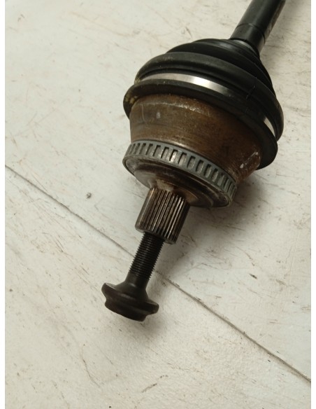 Recambio de transmision delantera izquierda para audi a4 avant (8e) 2.5 v6 24v tdi referencia OEM IAM   
