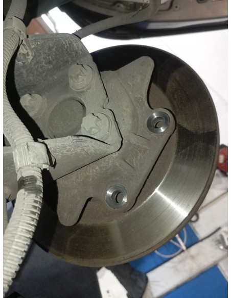 Recambio de mangueta trasera derecha para renault scenic iii 1.5 dci diesel fap referencia OEM IAM 400140033R  