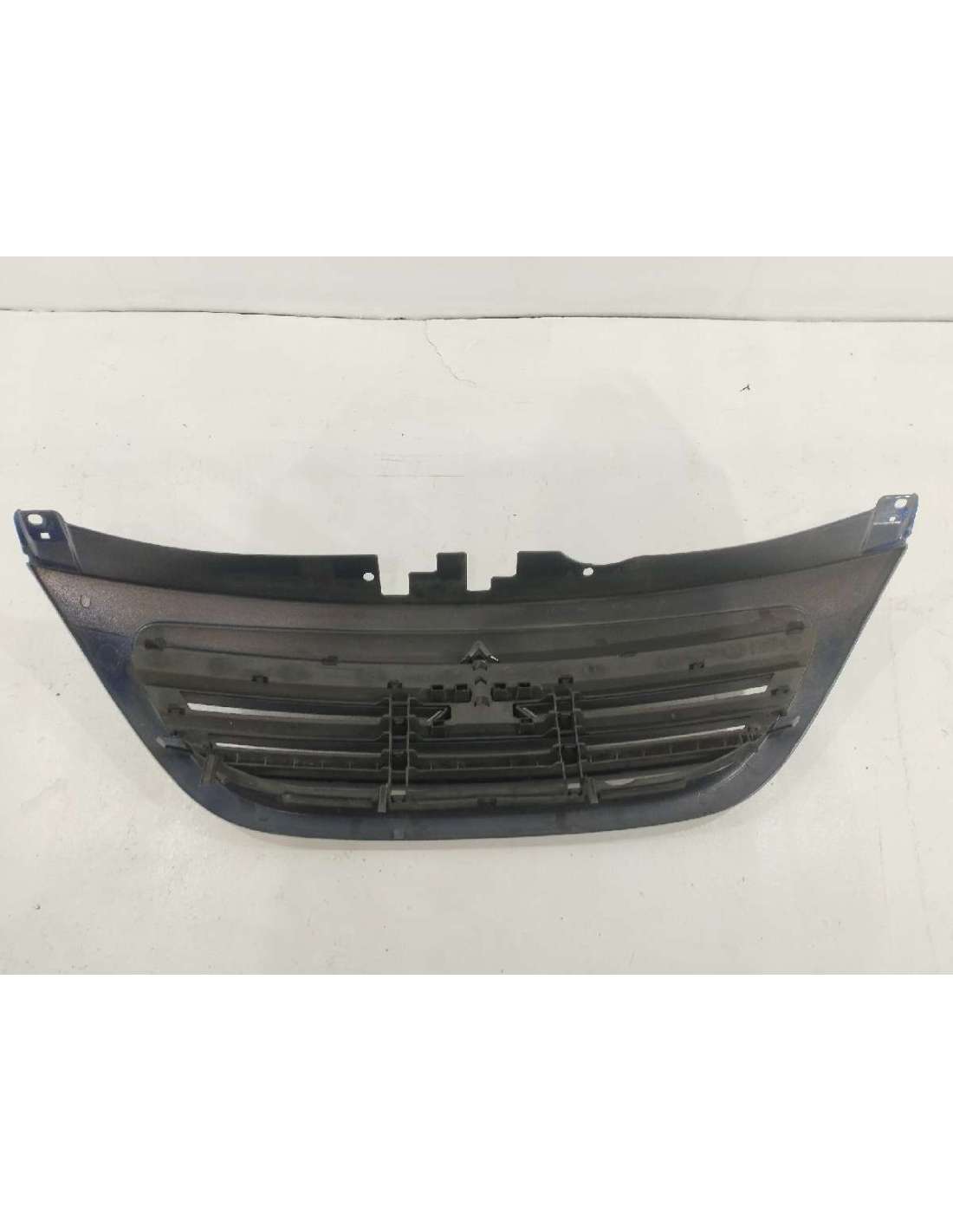 REJILLA DELANTERA CITROEN C3 1.4 HDi... REJILLA DELANTERA CITROEN C3 1.4 HDi...