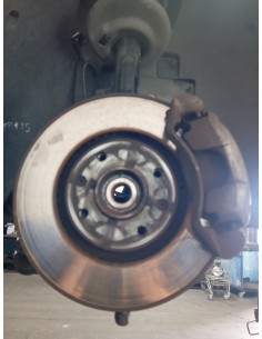 Recambio de mangueta delantera derecha para peugeot 3008 referencia OEM IAM 364796  