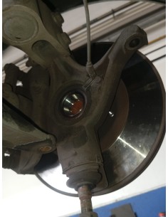 Recambio de mangueta delantera derecha para peugeot 3008 referencia OEM IAM 364796   2