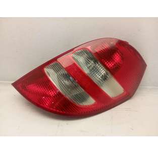 PILOTO TRASERO DERECHO...