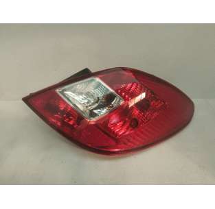 PILOTO TRASERO DERECHO OPEL...