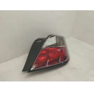 PILOTO TRASERO DERECHO OPEL... 2